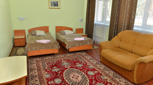 Двухместный